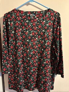 croft & barrow Black Floral Long Sleeve Top with Red & Green Print